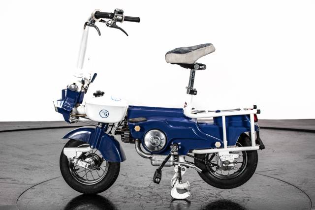 Image 1/16 of Motograziella DUMMY (1976)