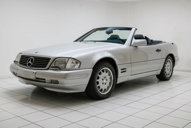 Image 1/84 of Mercedes-Benz SL 320 (1996)