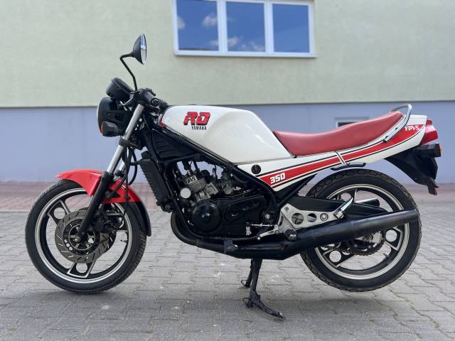 Image 1/24 of Yamaha DUMMY (1984)