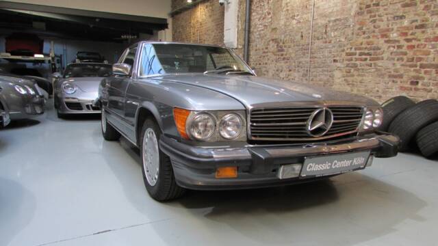 Image 1/17 of Mercedes-Benz 560 SL (1987)