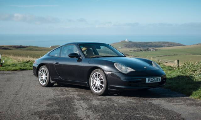Image 1/50 of Porsche 911 Carrera 4 (2001)
