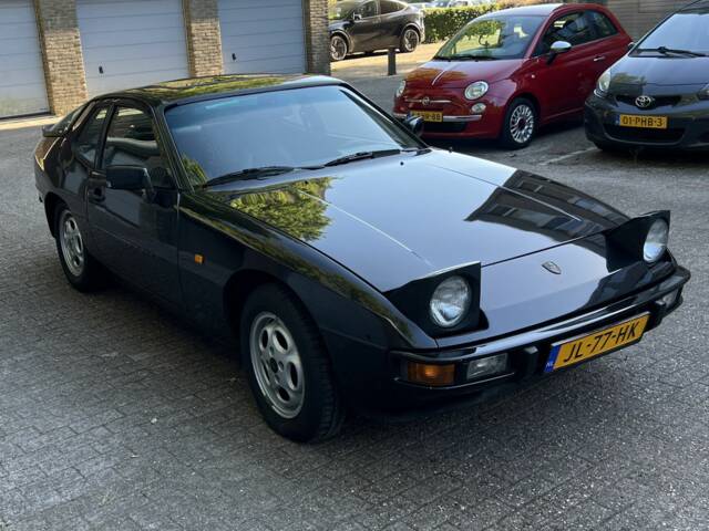 Bild 1/8 von Porsche 924 (1983)