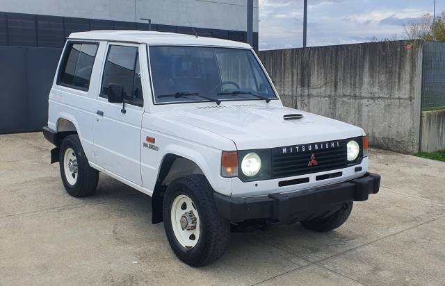 Bild 1/25 von Mitsubishi Pajero 2500 TD (1991)