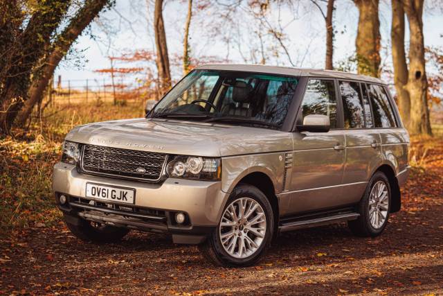 Bild 1/8 von Land Rover Range Rover 4.4 TDV8 Vogue SE (2011)