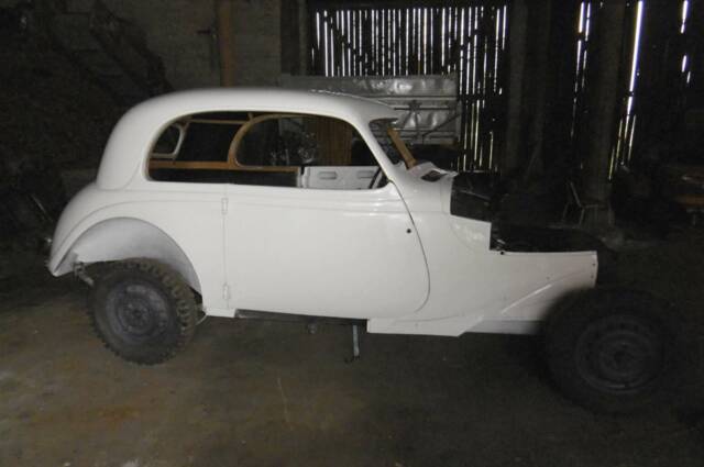 Image 1/20 of BMW 321 (1947)