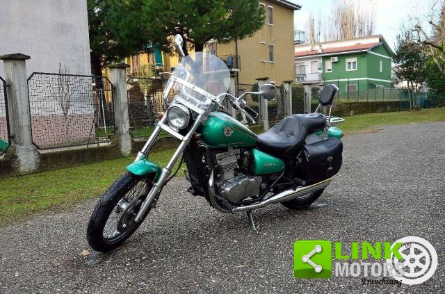 Image 1/19 de Kawasaki EN 500 (1998)