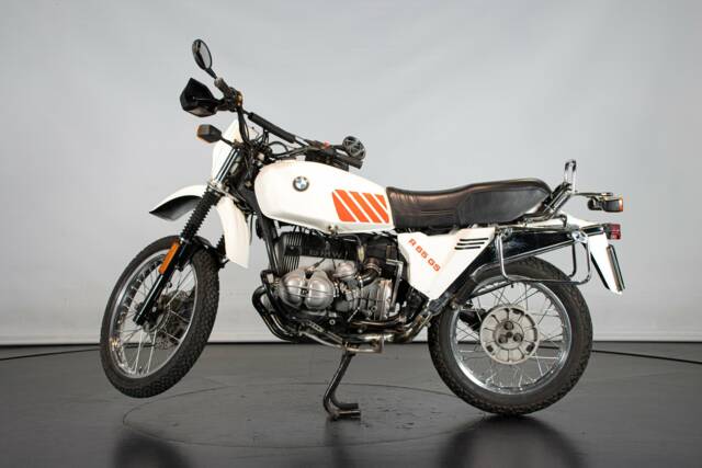 Bild 1/50 von BMW DUMMY (1989)