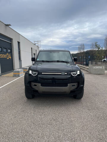 Immagine 1/14 di Land Rover Defender 90 P300 AWD (2021)