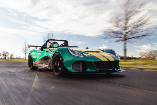 Image 1/18 of Lotus 3-Eleven Road (2016)