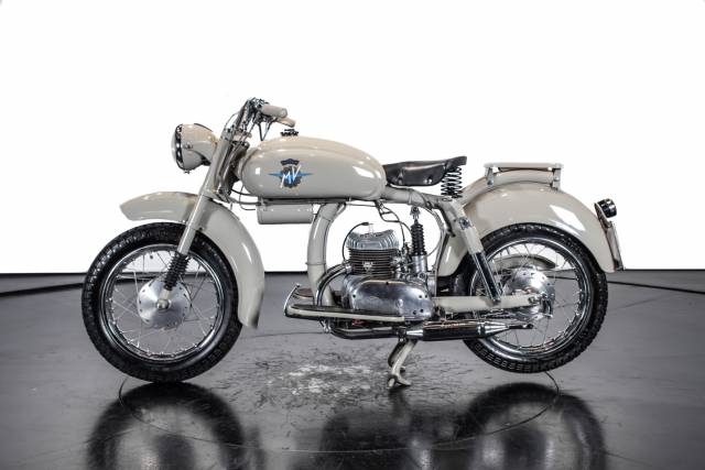Bild 1/24 von MV Agusta DUMMY (1953)