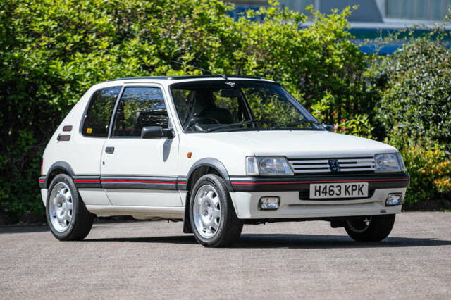 Afbeelding 1/29 van Peugeot 205 GTi 1.6 (1990)