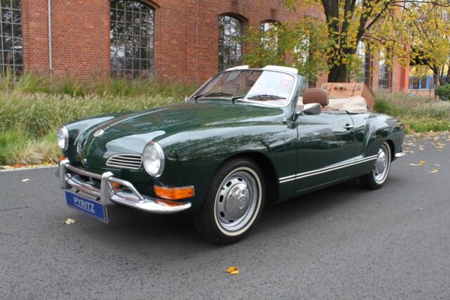 Image 1/17 de Volkswagen Karmann Ghia 1600 (1971)