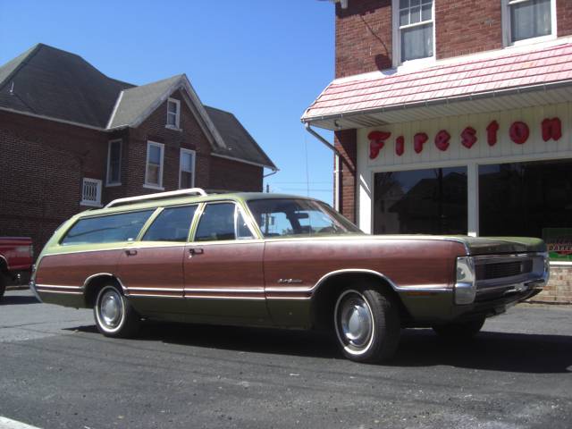 Bild 1/8 von Plymouth Sport Fury Station Wagon (1970)