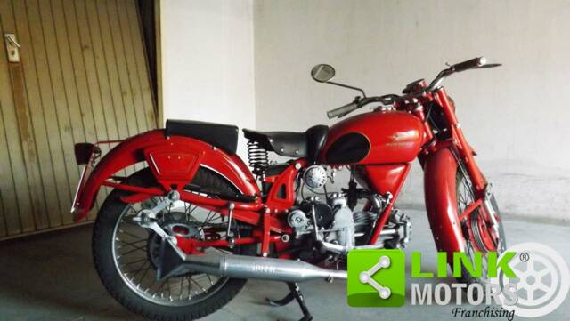 Immagine 1/10 di Moto Guzzi DUMMY (1998)