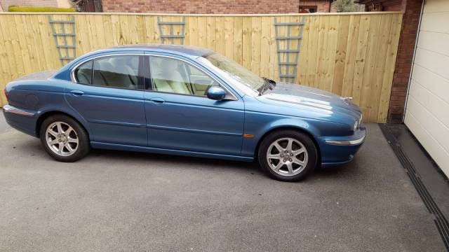Afbeelding 1/8 van Jaguar X-Type 2.0 V6 (2003)