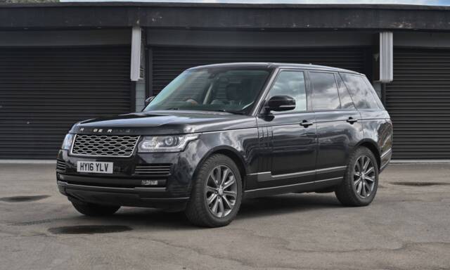 Afbeelding 1/50 van Land Rover Range Rover Vogue TDV6 (2016)