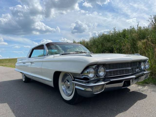 Afbeelding 1/9 van Cadillac 62 Sedan DeVille (1962)