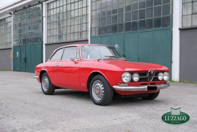 Image 1/50 of Alfa Romeo 1750 Berlina (1968)