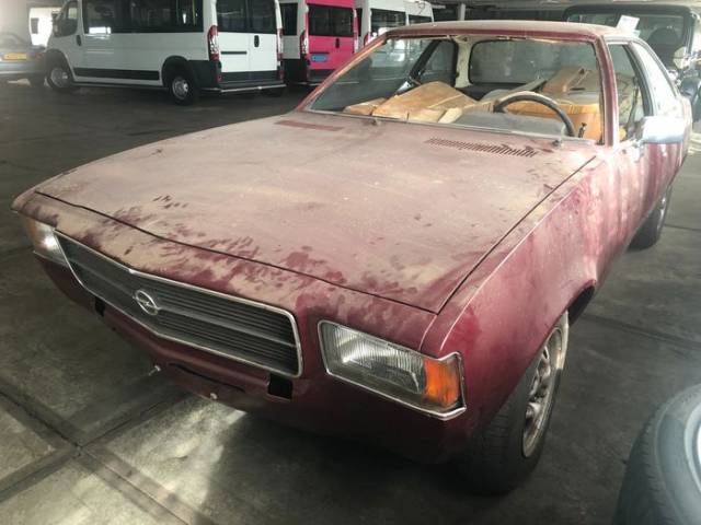 Bild 1/9 von Opel Commodore 2,5 S (1976)