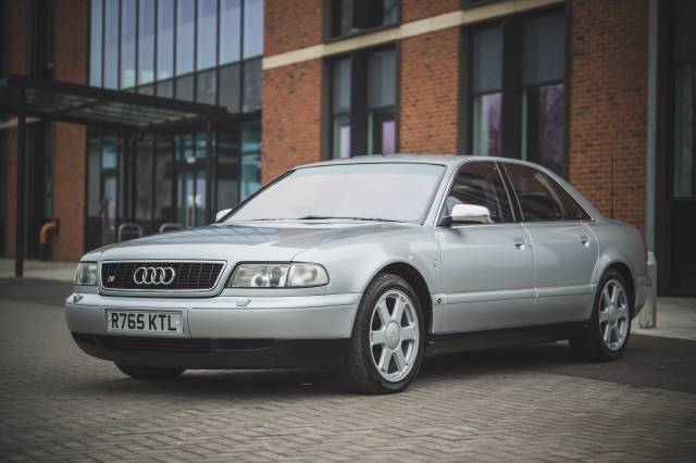 Image 1/8 of Audi S8 (1998)