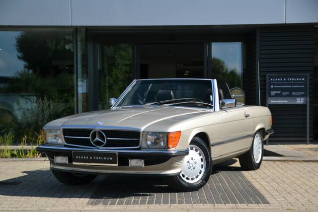 Image 1/79 de Mercedes-Benz 560 SL (1988)