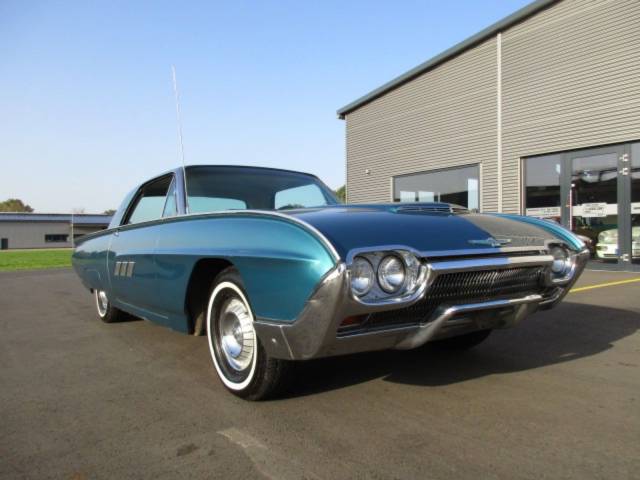 Image 1/14 of Ford Thunderbird (1963)