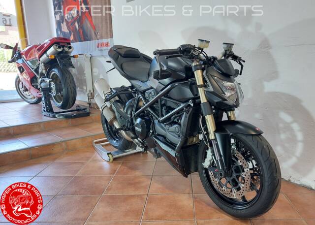 Image 1/33 of Ducati 848 EVO (2012)