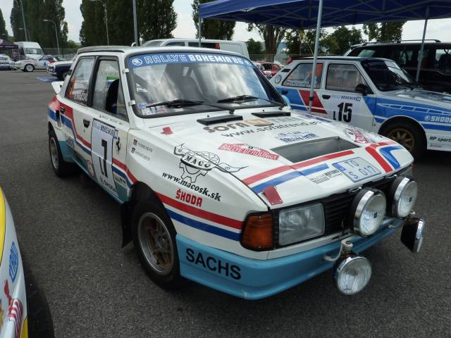 Bild 1/14 von Skoda 130 LR Evo Gruppe B &#x2F; S (1985)