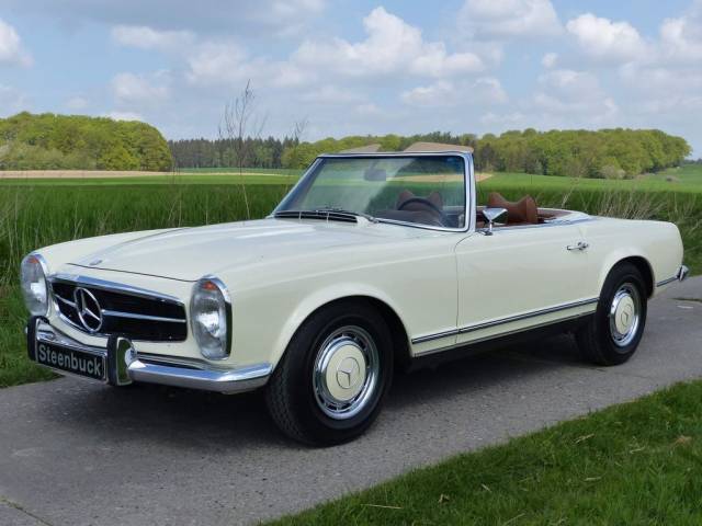 Mercedes-Benz 230 SL "Pagode" (W 113) 1971