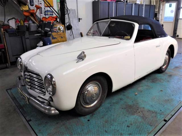 Bild 1/50 von SIMCA 8 Sport (1953)