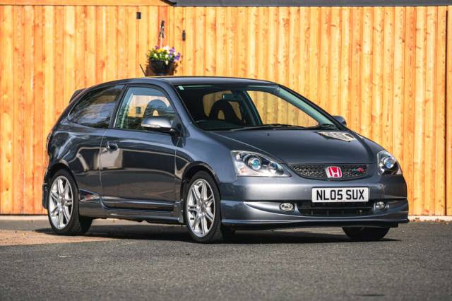 Afbeelding 1/16 van Honda Civic Type R (2005)