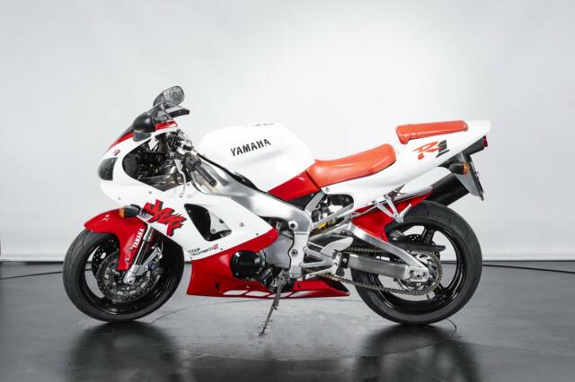 Bild 1/40 von Yamaha DUMMY (1998)