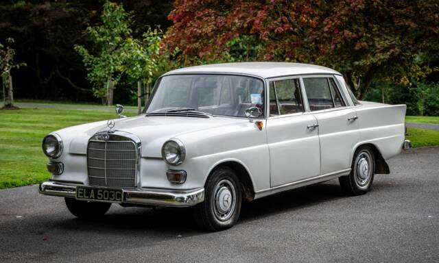 Bild 1/21 von Mercedes-Benz 190 c (1965)