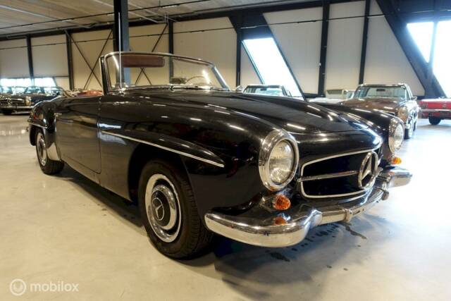 Image 1/11 of Mercedes-Benz 190 SL (1962)