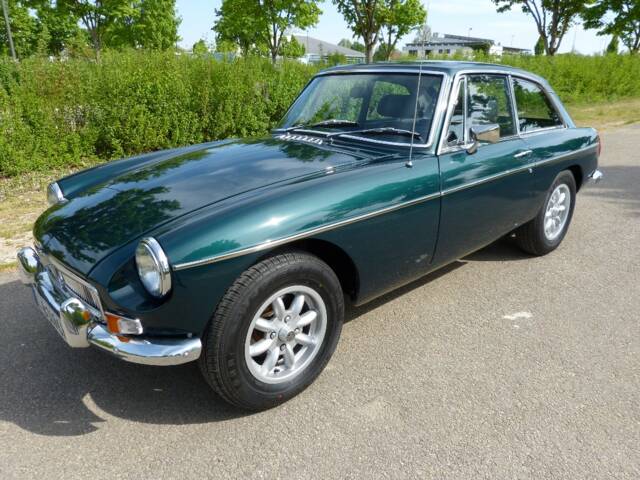 Image 1/4 de MG MGB GT (1976)
