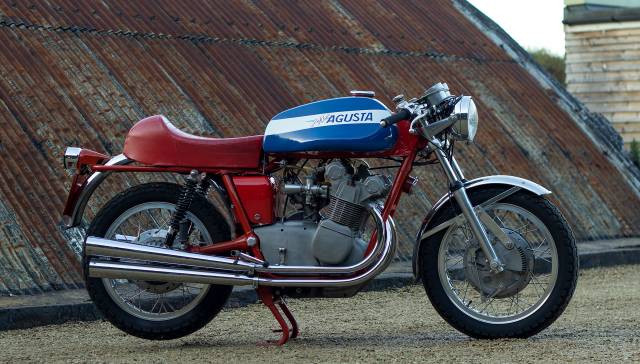 Image 1/18 of MV Agusta DUMMY (1973)