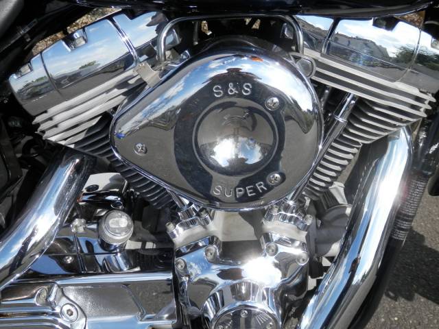 Immagine 1/13 di Harley-Davidson DUMMY (2000)