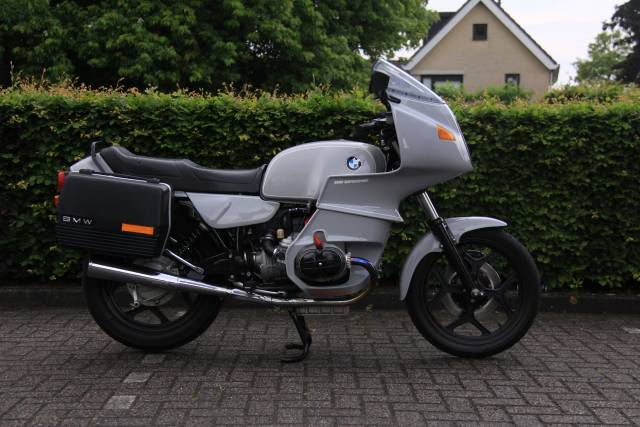 Bild 1/19 von BMW DUMMY (1986)