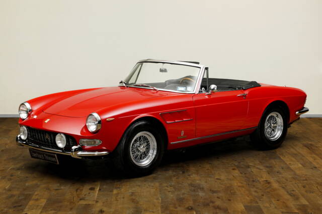 Image 1/26 de Ferrari 275 GTS (1965)