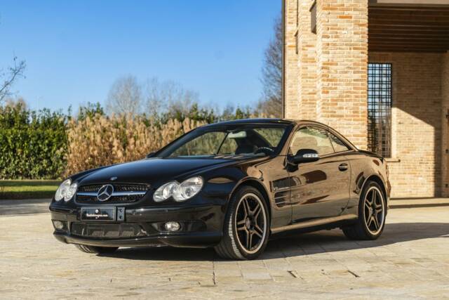 Image 1/50 of Mercedes-Benz SL 55 AMG (2002)