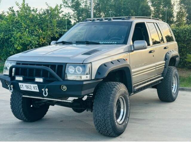 Bild 1/4 von Jeep Grand Cherokee 5.2 Limited (1997)