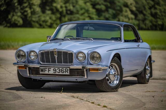 Afbeelding 1/9 van Jaguar XJ 5.3 C (1976)