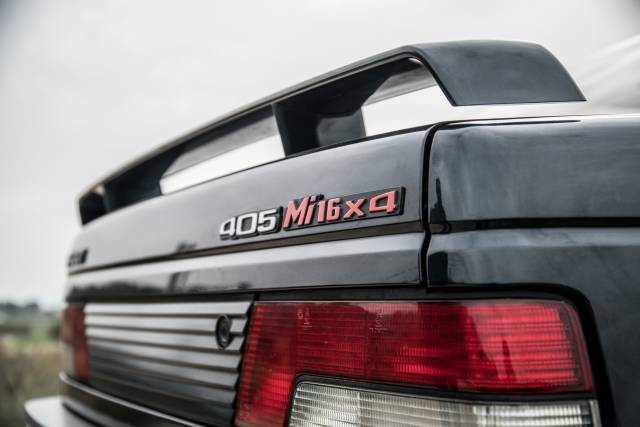 Bild 1/14 von Peugeot 405 Mi16 (1991)