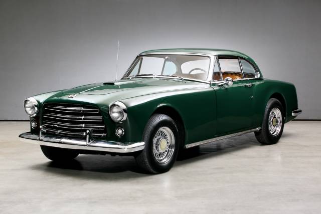 Image 1/29 of Edwards America Sport Coupé (1954)