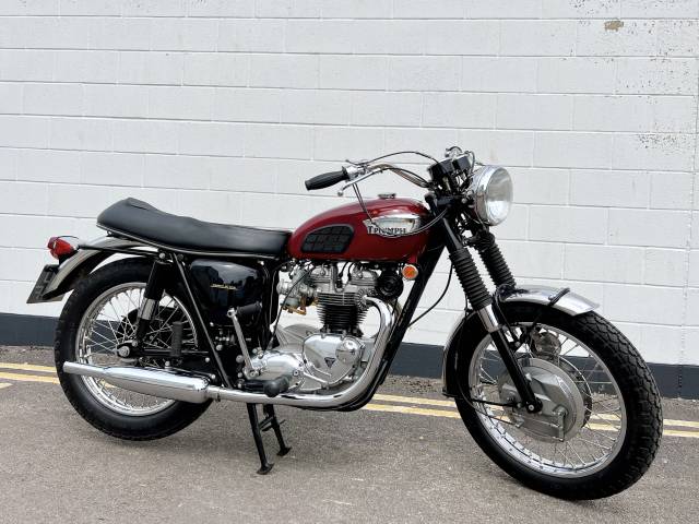 Image 1/20 de Triumph DUMMY (1968)