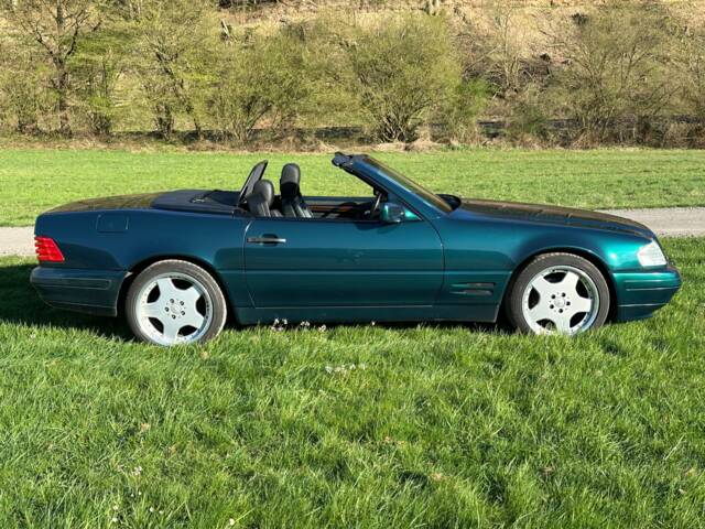 Immagine 1/24 di Mercedes-Benz SL 320 (1996)