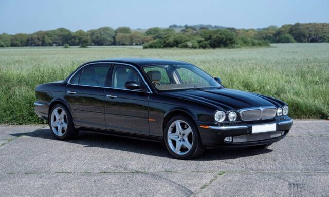 Bild 1/50 von Jaguar XJR Super V8 (2004)