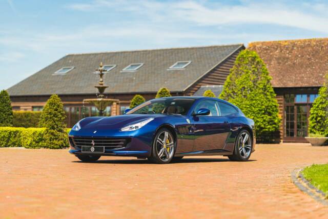 Bild 1/37 von Ferrari GTC4Lusso (2018)