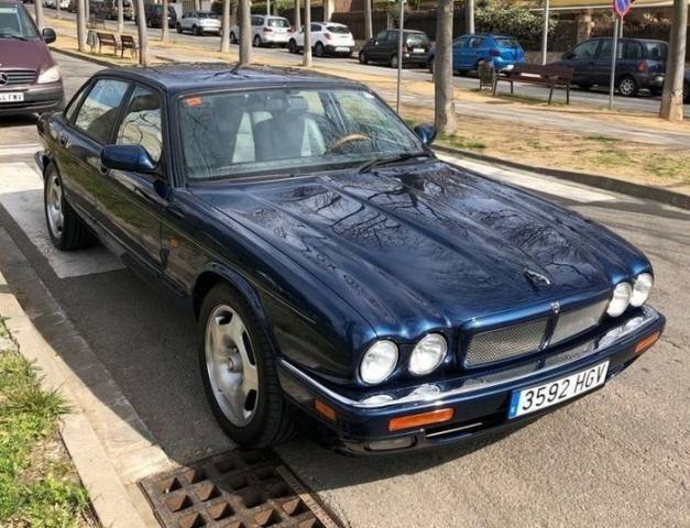Afbeelding 1/9 van Jaguar XJR 4.0 Supercharged (1995)