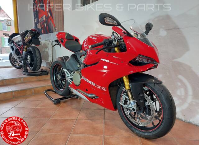 Bild 1/42 von Ducati 1199 Panigale S Tricolore (2012)